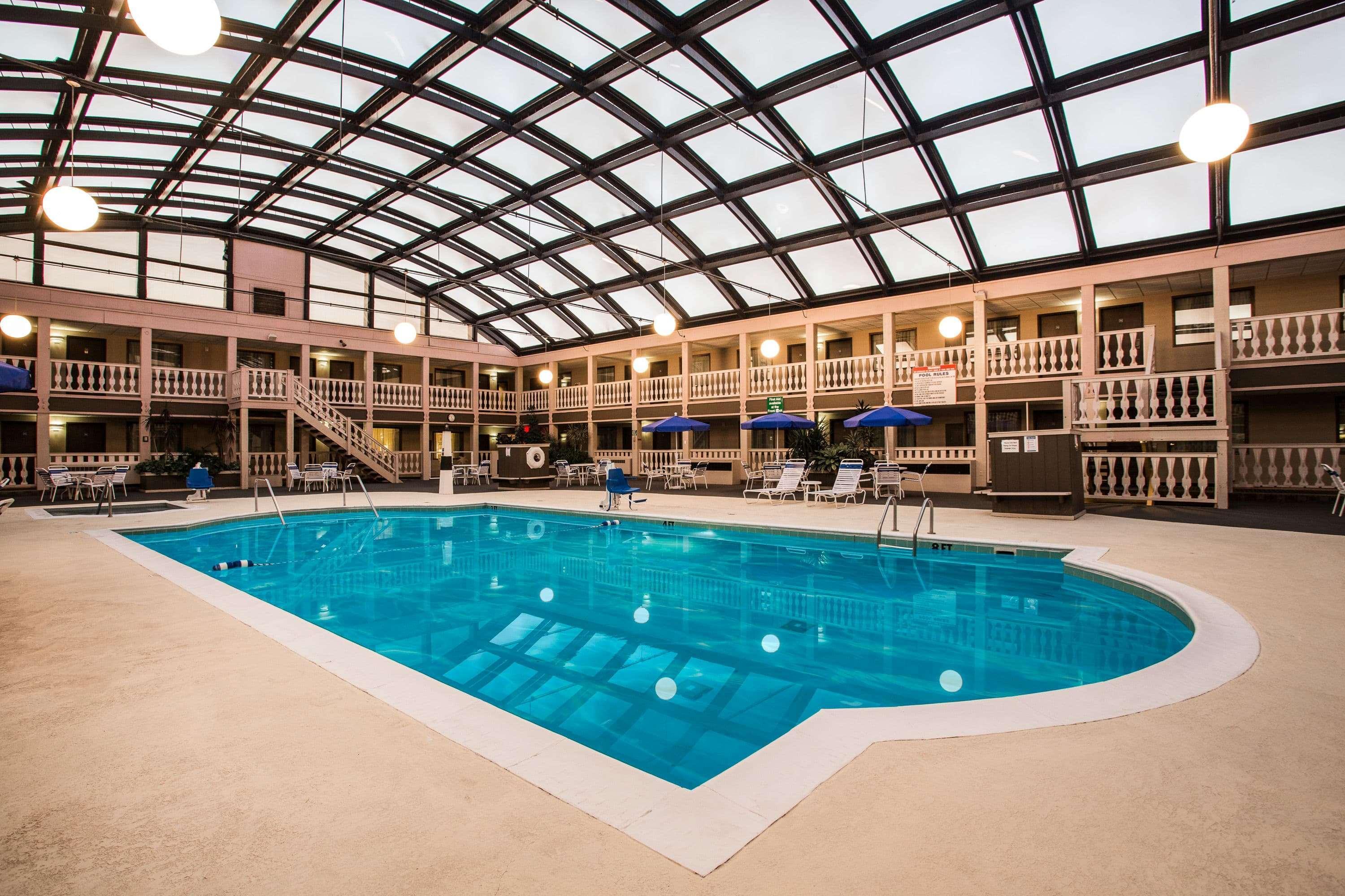 Americinn By Wyndham Janesville Esterno foto
